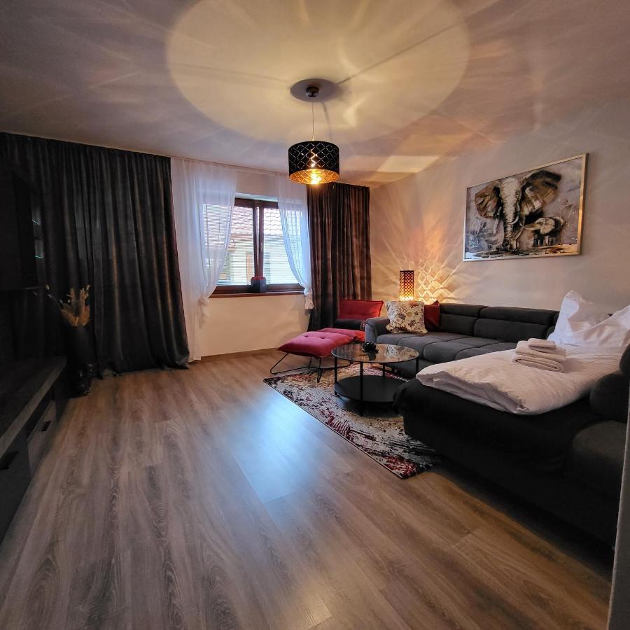 Oli Apartments Senec Exterior foto